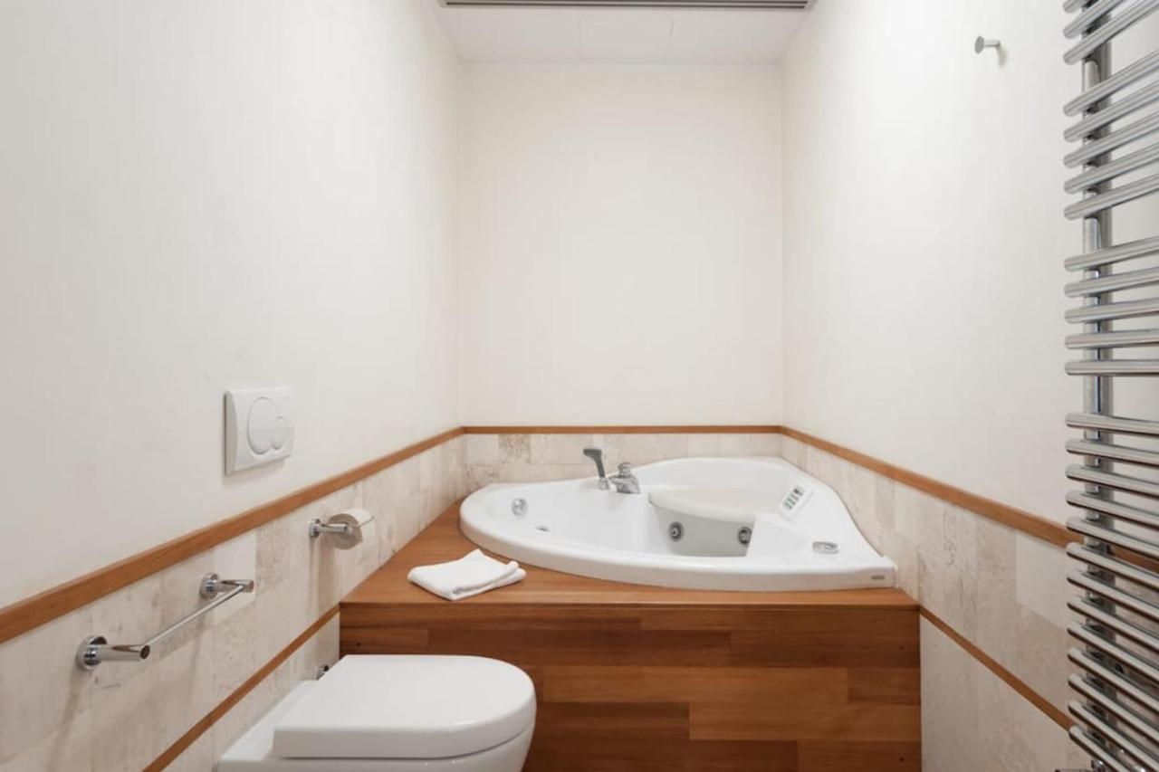 Santa Maria Novella Stylish Loft Great Location-Hosted By Sweetstay Флоренция Экстерьер фото
